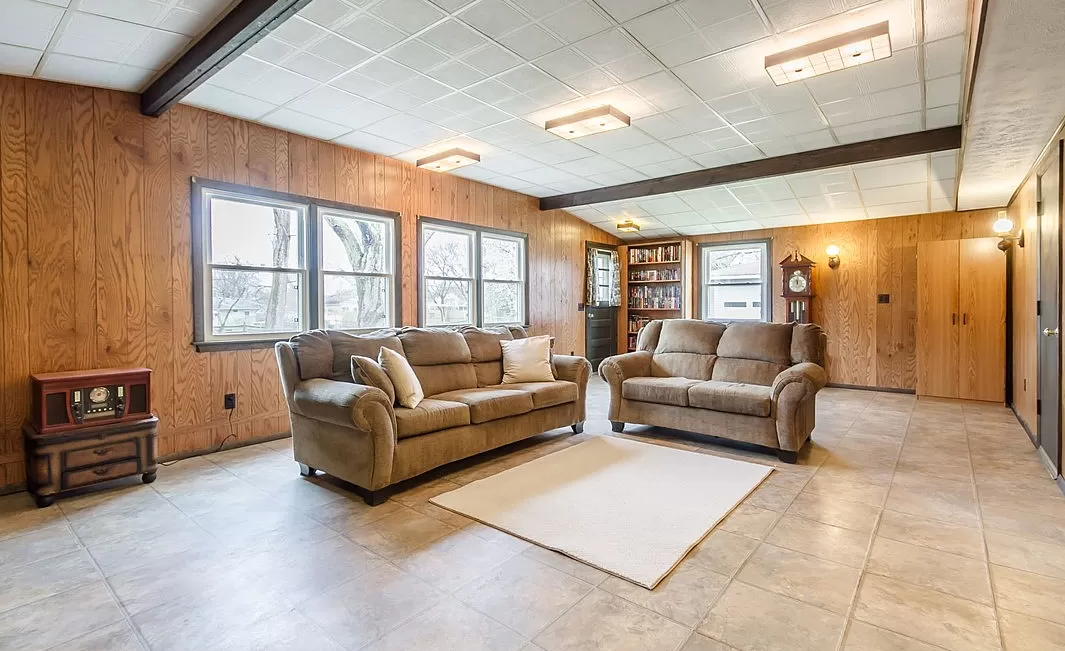 Single Family Residence